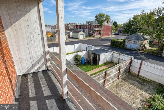 628 CHESTNUT ST, York, PA 17403