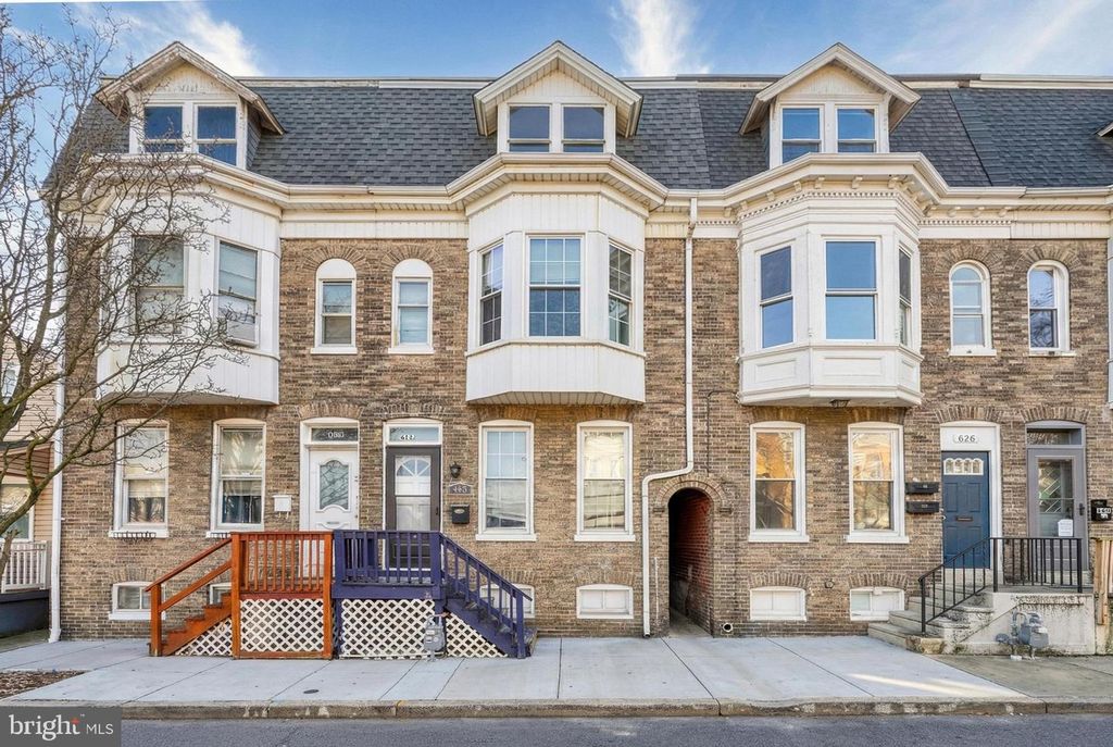 628 CHESTNUT ST, York, PA 17403