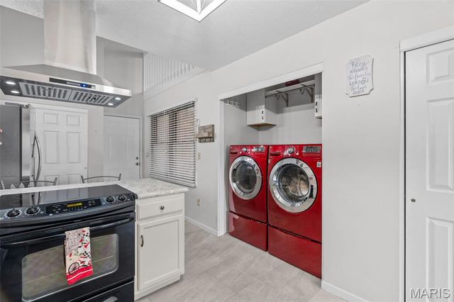 13708 La Conte Court, St Louis, MO 63128