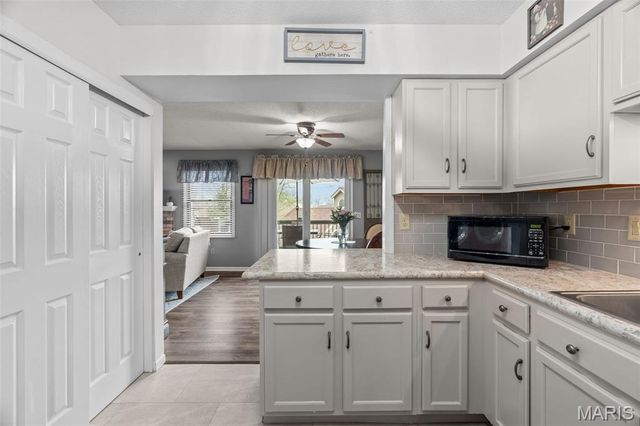 13708 La Conte Court, St Louis, MO 63128