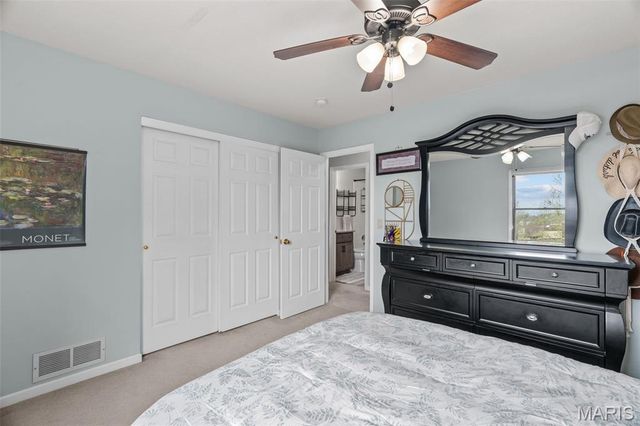 13708 La Conte Court, St Louis, MO 63128