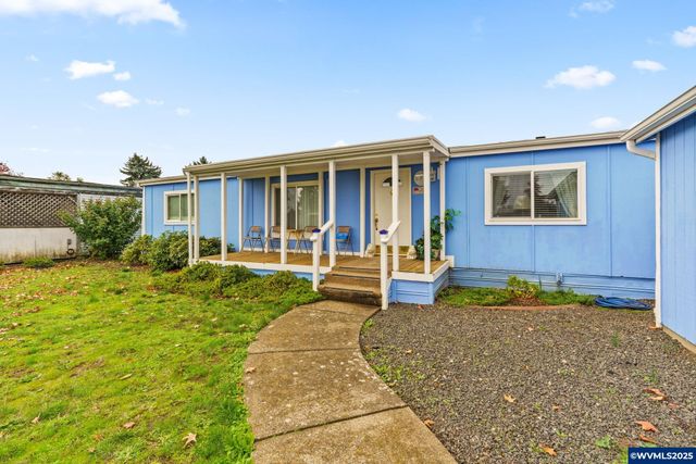 364 Scotts Glen Dr, Springfield, OR 97477