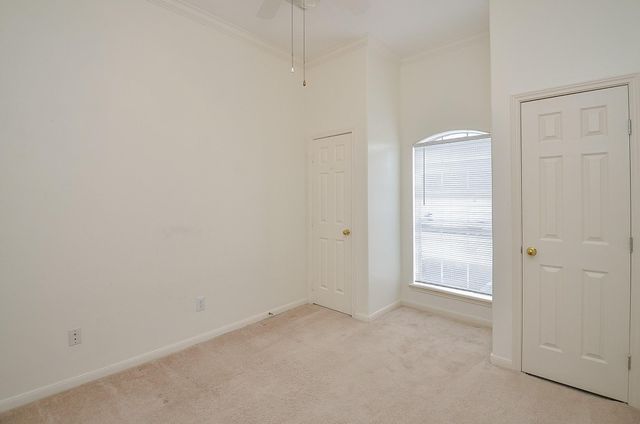 2710 Grants Lake Boulevard I-4, Sugar Land, TX 77479