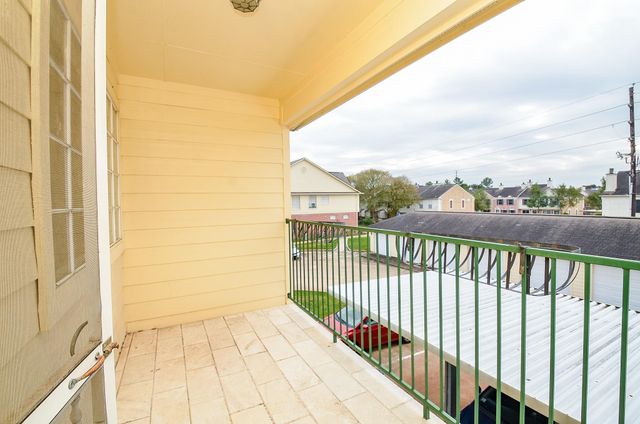 2710 Grants Lake Boulevard I-4, Sugar Land, TX 77479