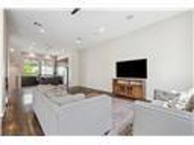 1630 Dennis Street, Houston, TX 77004