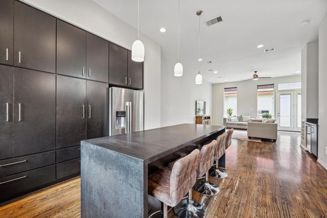 1630 Dennis Street, Houston, TX 77004