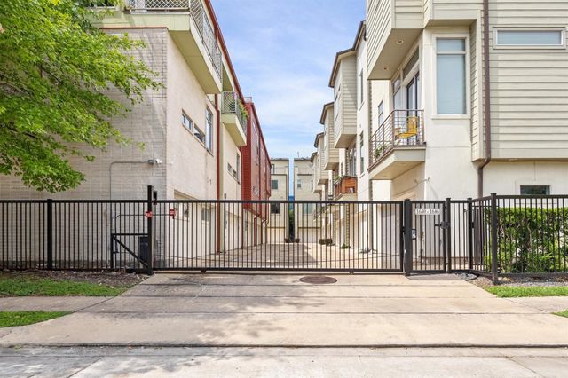 1630 Dennis Street, Houston, TX 77004