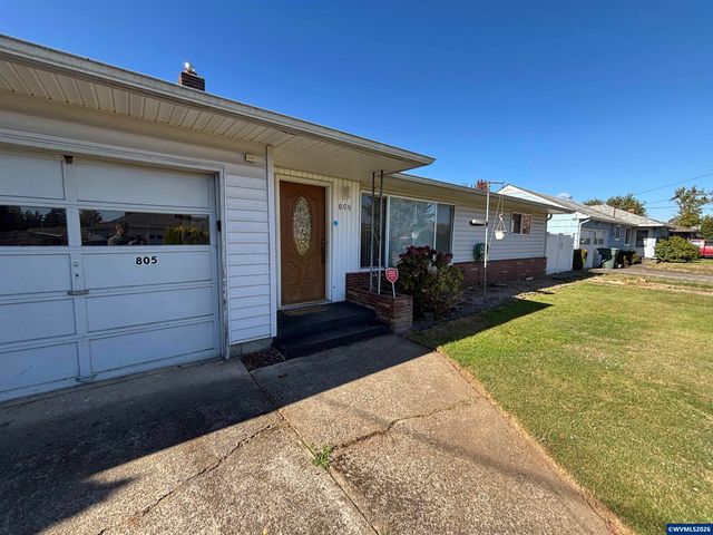 805 Tierra Dr NE, Salem, OR 97301