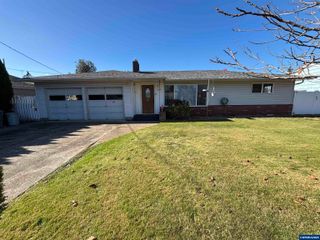 805 Tierra Dr NE, Salem, OR 97301
