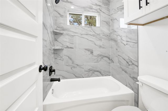 5003 Elizabeth City Street, Houston, TX 77021