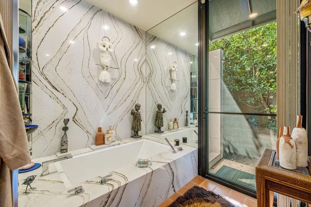 37675 Thompson Road, Rancho Mirage, CA 92270