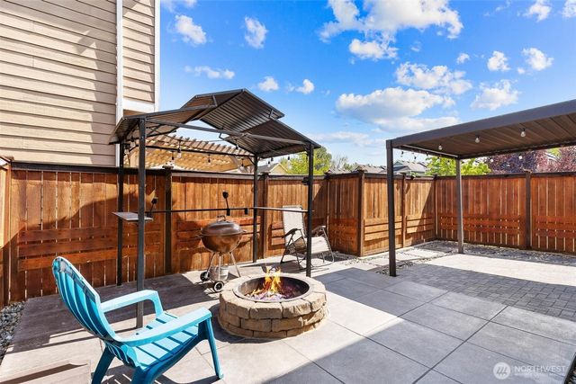 11415 6th Avenue E, Tacoma, WA 98445