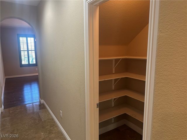 585 Via Alhambra Court, Las Vegas, NV 89123