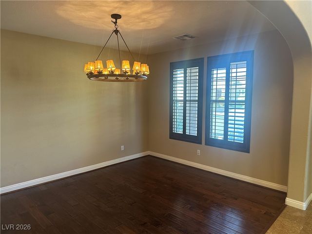 585 Via Alhambra Court, Las Vegas, NV 89123