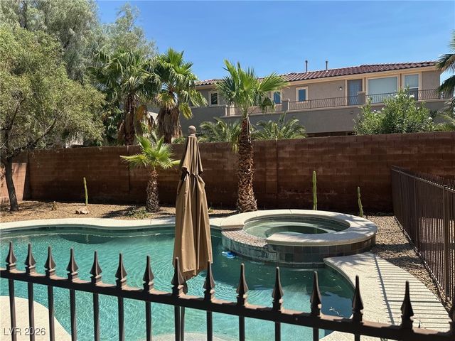 585 Via Alhambra Court, Las Vegas, NV 89123