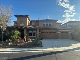 585 Via Alhambra Court, Las Vegas, NV 89123