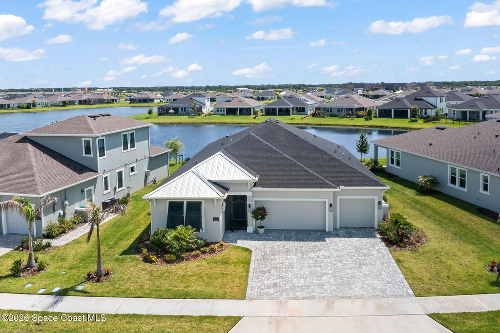 2258 Pangea Circle, Melbourne, FL 32940