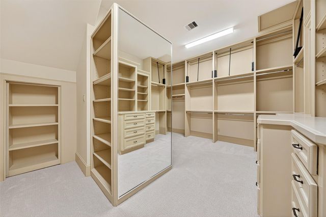 2400 Avalon Place, Houston, TX 77019