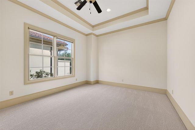 2400 Avalon Place, Houston, TX 77019