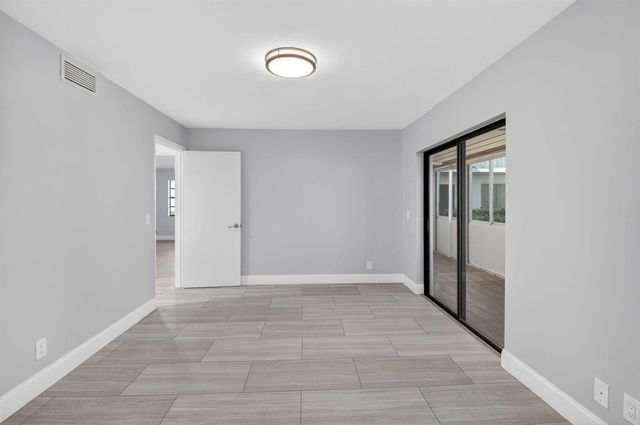 450 Piedmont J, Delray Beach, FL 33484