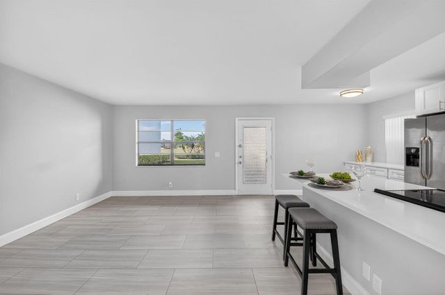 450 Piedmont J, Delray Beach, FL 33484