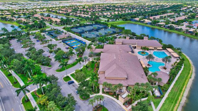 450 Piedmont J, Delray Beach, FL 33484