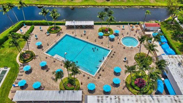 450 Piedmont J, Delray Beach, FL 33484