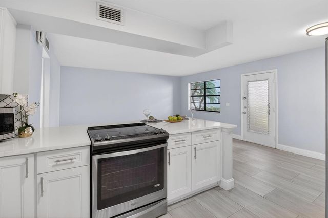 450 Piedmont J, Delray Beach, FL 33484