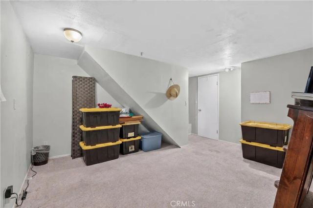 1039 Lausanne, Crestline, CA 92325