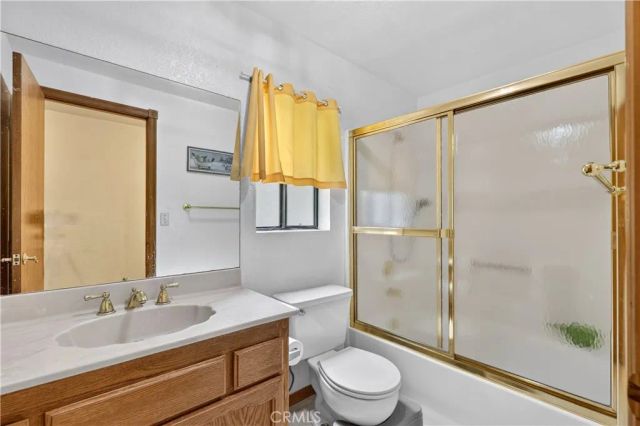 1039 Lausanne, Crestline, CA 92325