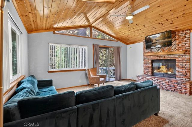 1039 Lausanne, Crestline, CA 92325