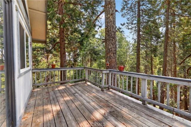1039 Lausanne, Crestline, CA 92325