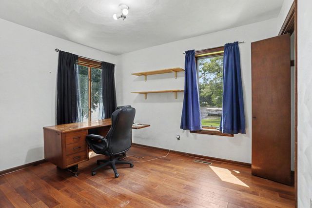 61916 Camel Bay Drive, Sturgis, MI 49091