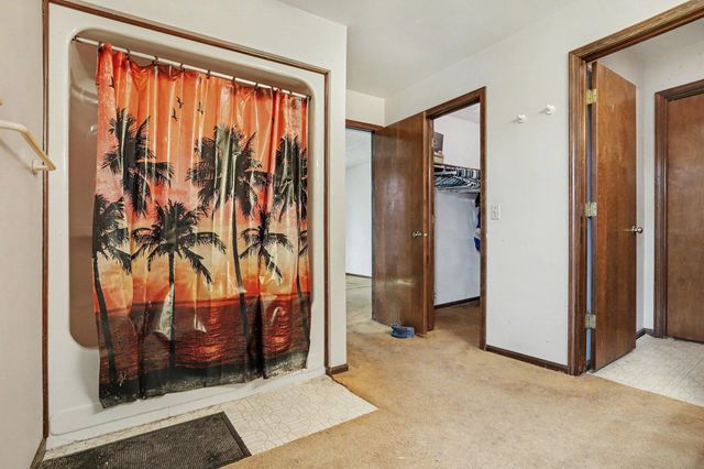 61916 Camel Bay Drive, Sturgis, MI 49091