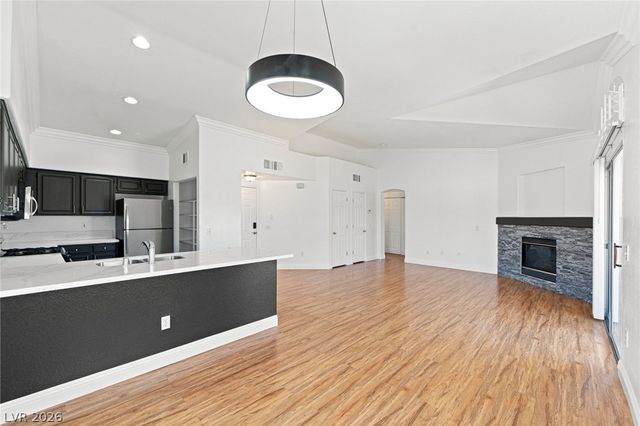 4941 Black Bear Road 204, Las Vegas, NV 89149