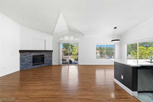 4941 Black Bear Road 204, Las Vegas, NV 89149