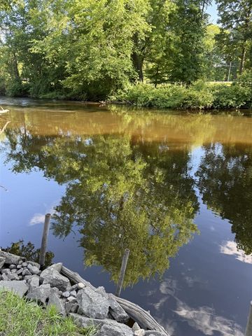 9016 E M 20, Hesperia, MI 49421