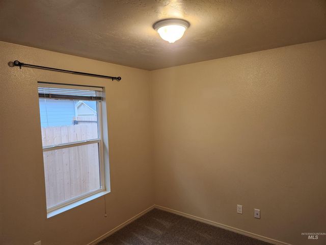 9962 W Rustica, Boise, ID 83709