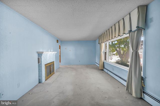 418 S 4TH ST, Emmaus, PA 18049