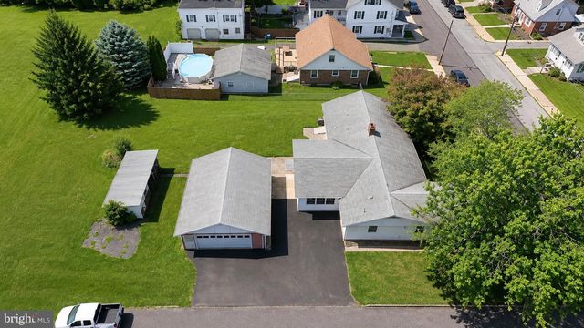 418 S 4TH ST, Emmaus, PA 18049