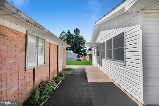 418 S 4TH ST, Emmaus, PA 18049