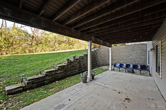 250 Postoak Lane, Milford, OH 45150