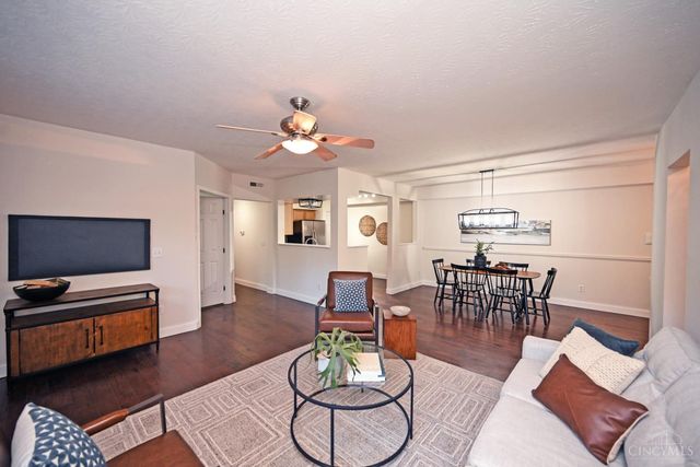 250 Postoak Lane, Milford, OH 45150