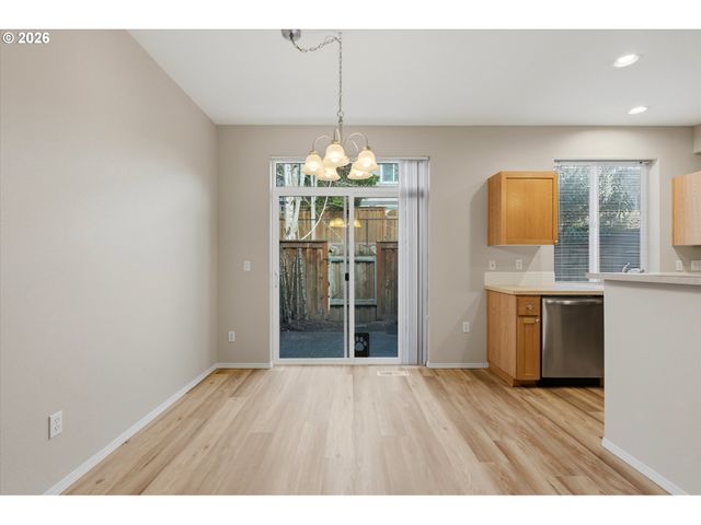 20871 Sw SKIVER St, Beaverton, OR 97078