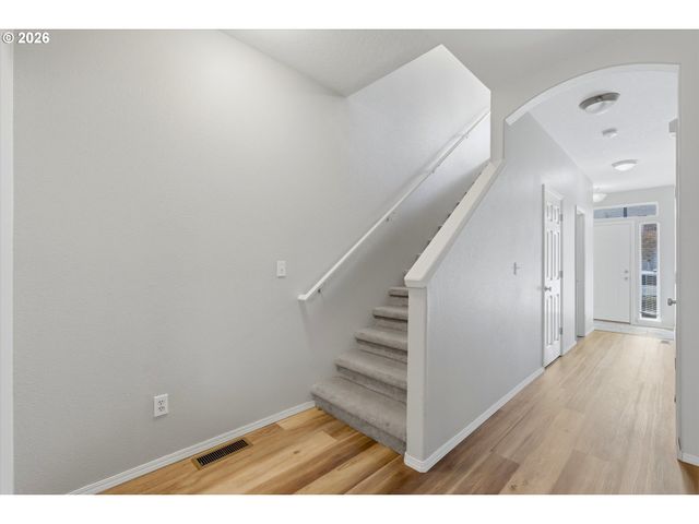 20871 Sw SKIVER St, Beaverton, OR 97078