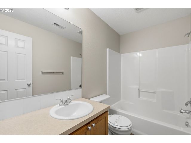 20871 Sw SKIVER St, Beaverton, OR 97078