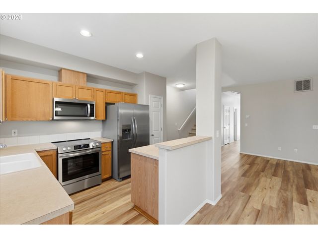 20871 Sw SKIVER St, Beaverton, OR 97078