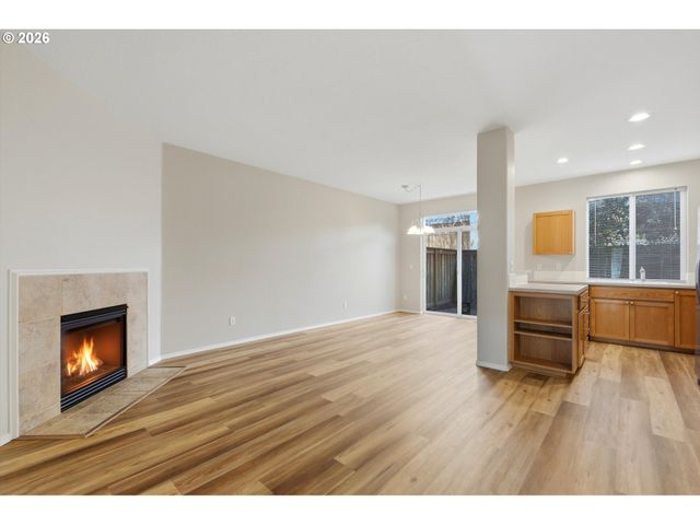 20871 Sw SKIVER St, Beaverton, OR 97078