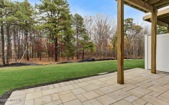 146 Waypoint Drive 2004, Eatontown, NJ 07724