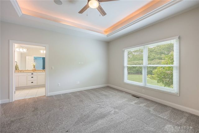 1377 Timshel Street, Sugarcreek Twp, OH 45440